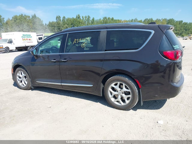 Chrysler Pacifica 2017 2C4RC1EG4HR637792 Image 14