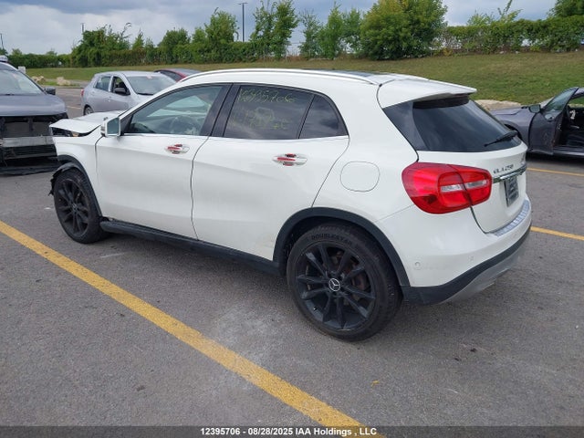 WDCTG4GB2FJ174740 Mercedes-Benz GLA-Class