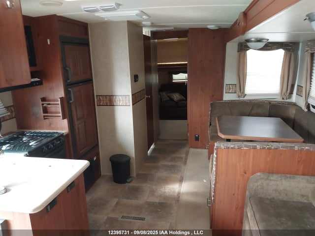 Forest River Real-lite / Rockwood Lite Weight Trailers 2014 4X4TRLG22E1853300 Image 8