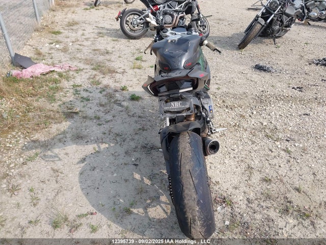 ZDMHAATW8RB013963 Ducati 2024