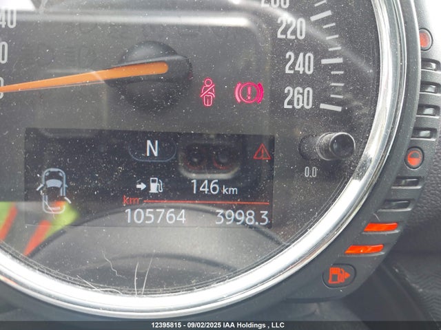 Mini Clubman 2017 WMWLU1C57H2C42184 Image 15