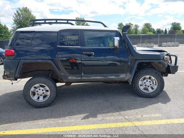 12395835 :رقم المزاد ، JTEBU11F470051089 vin ، 2007 Toyota Fj Cruiser مزاد بيع