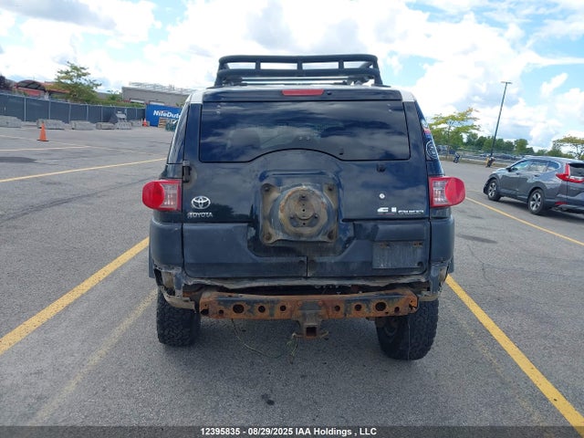 12395835 :رقم المزاد ، JTEBU11F470051089 vin ، 2007 Toyota Fj Cruiser مزاد بيع