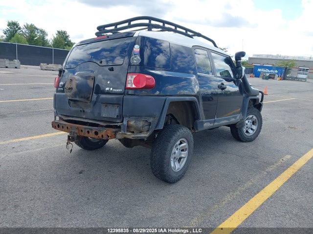 12395835 :رقم المزاد ، JTEBU11F470051089 vin ، 2007 Toyota Fj Cruiser مزاد بيع