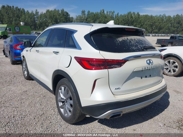 Infiniti 2021 2021 3PCAJ5BB3MF118130 Image 3