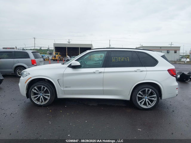 BMW X5 2018 5UXKR0C54J0X99206 Image 15