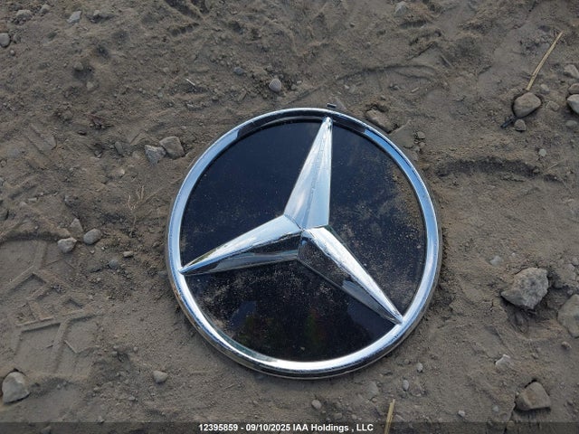 W1K5J4HB9PN345076 Mercedes-Benz m260