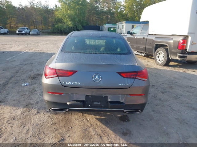 W1K5J4HB9PN345076 Mercedes-Benz m260