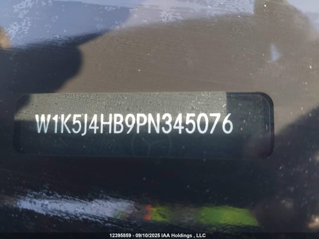 W1K5J4HB9PN345076 Mercedes-Benz m260