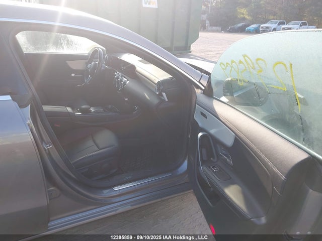 W1K5J4HB9PN345076 Mercedes-Benz m260