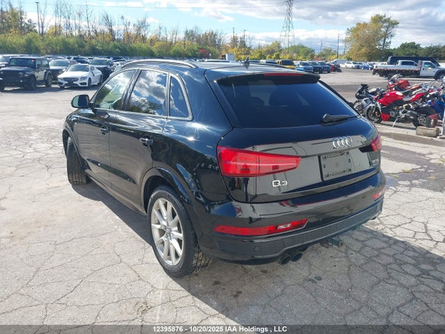 Audi Q3 2018 WA1JCCFSXJR019975 Image 3