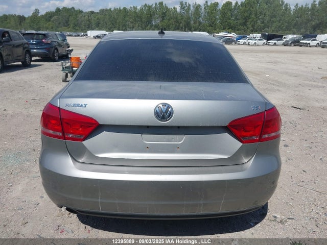 1VWBS7A39EC073567 Volkswagen Passat