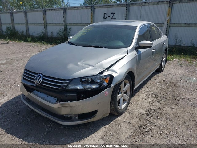 1VWBS7A39EC073567 Volkswagen Passat