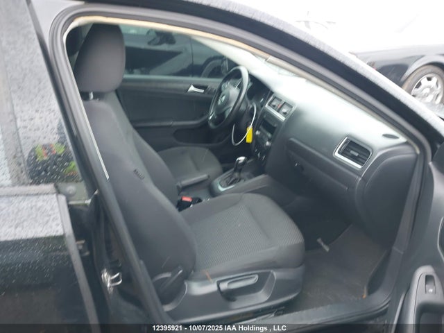 3VW2K7AJ2EM216128 Volkswagen Jetta