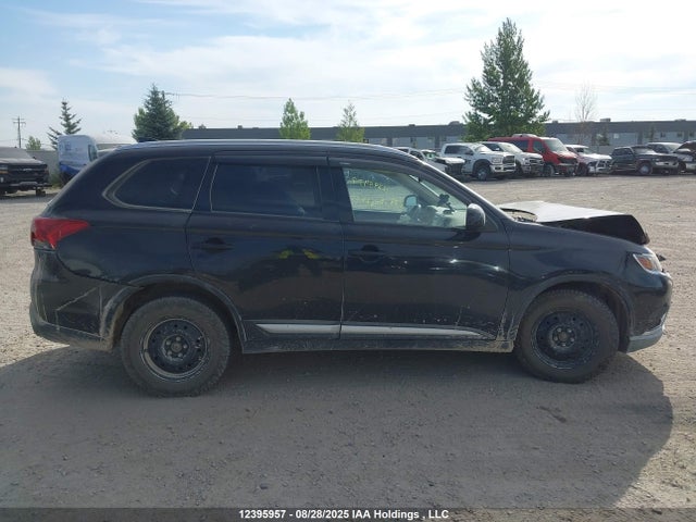 2017 Mitsubishi Outlander Es მანქანა იყიდება აუქციონზე, vin: JA4AZ2A37HZ607626, აუქციონის ნომერი: 12395957