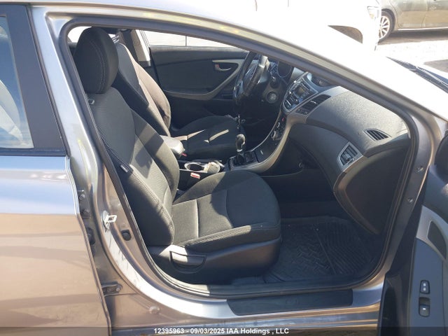5NPDH4AE7GH654809 Hyundai ELANTRA GL