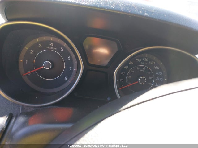 5NPDH4AE7GH654809 Hyundai ELANTRA GL