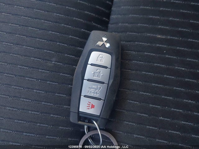 JA4J4VA83SZ622000 Mitsubishi 2025
