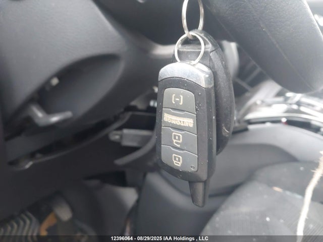 5N1AT2MV4GC816517 Nissan Rogue