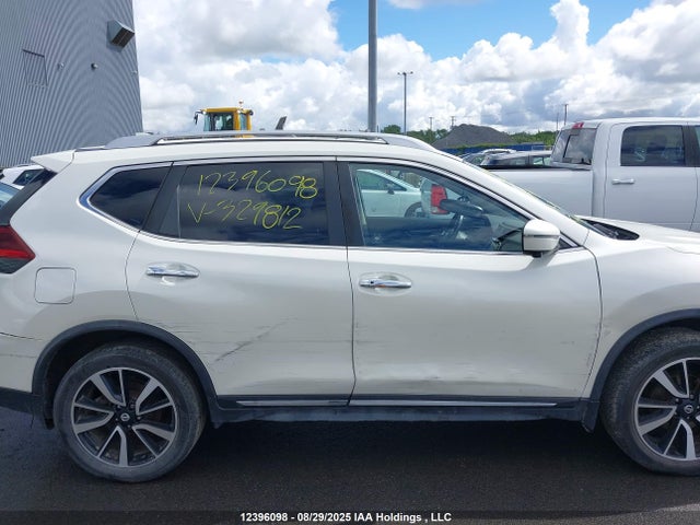 JN8AT2MV5JW329812 Nissan Rogue