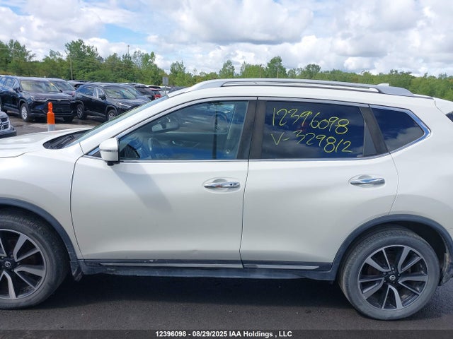 JN8AT2MV5JW329812 Nissan Rogue