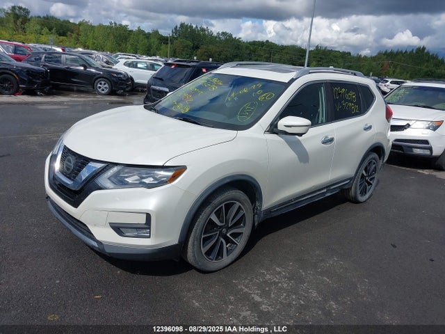 JN8AT2MV5JW329812 Nissan Rogue