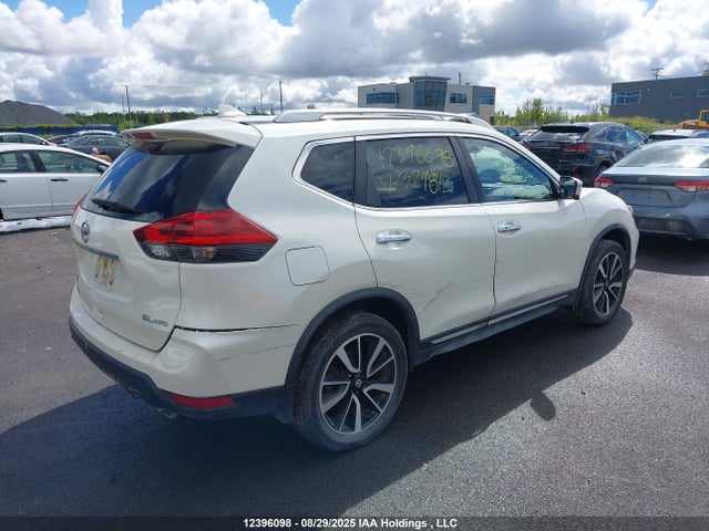 JN8AT2MV5JW329812 Nissan Rogue