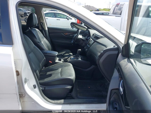 JN8AT2MV5JW329812 Nissan Rogue