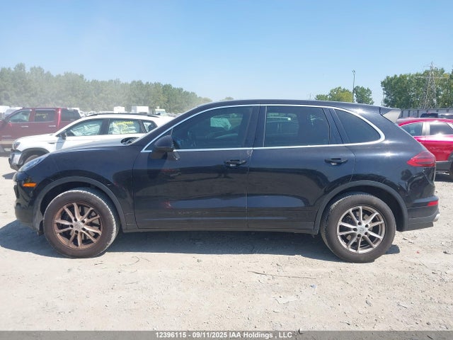 Porsche Cayenne 2016 WP1AA2A29GKA37087 Image 14