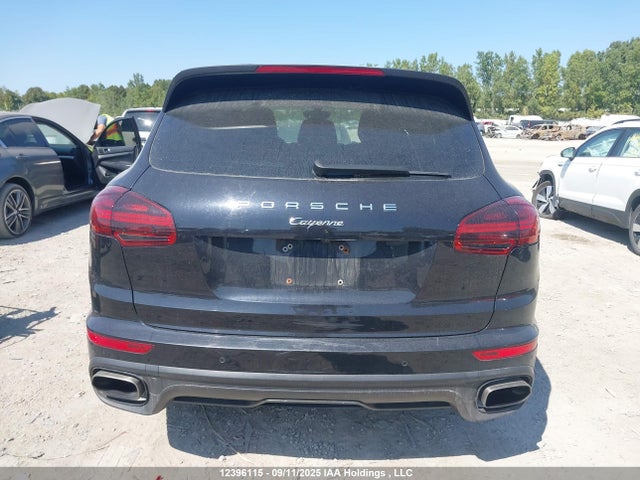 Porsche Cayenne 2016 WP1AA2A29GKA37087 Image 16