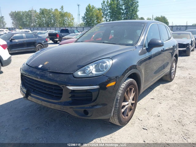 Porsche Cayenne 2016 WP1AA2A29GKA37087 Image 2