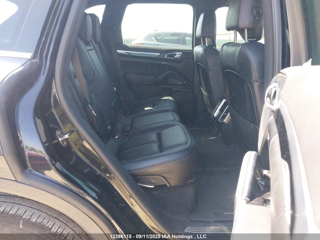Porsche Cayenne 2016 WP1AA2A29GKA37087 Image 8