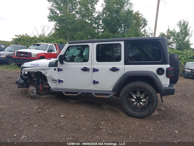 1C4HJXDG8MW517484 Jeep 2021