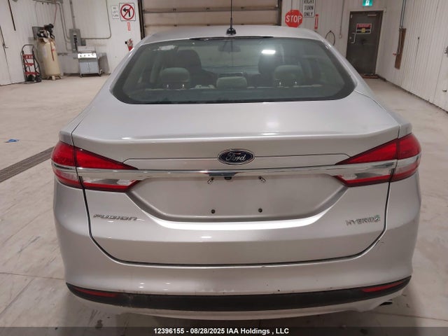 12396155 :رقم المزاد ، 3FA6P0UU4HR134661 vin ، 2017 Ford Fusion Hybrid S مزاد بيع