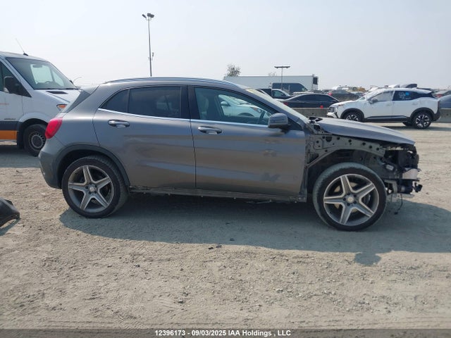 WDCTG4GB8HJ332517 Mercedes-Benz Gla 250 4matic