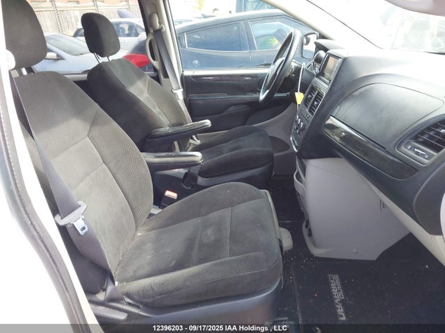 2C4RDGBG5GR391063 Dodge Grand Caravan
