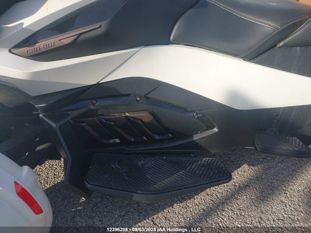 Can-Am Spyder Roadster Rt/rt Limited 2024 2BXNBDD27RV000848 Image 9