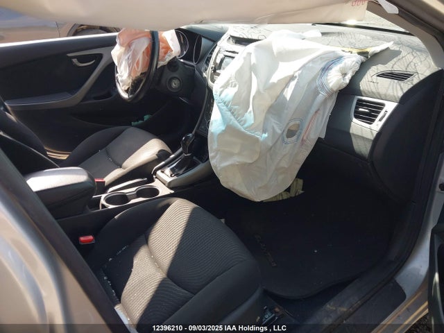 KMHDH4AH4FU289435 Hyundai Elantra Se/sport/limited