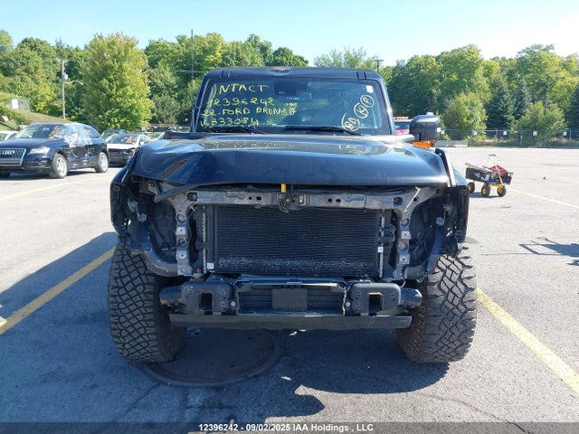 Продажа на аукционе авто 2022 Ford Bronco, vin: 1FMDE5DH2NLB33084, номер лота: 12396242