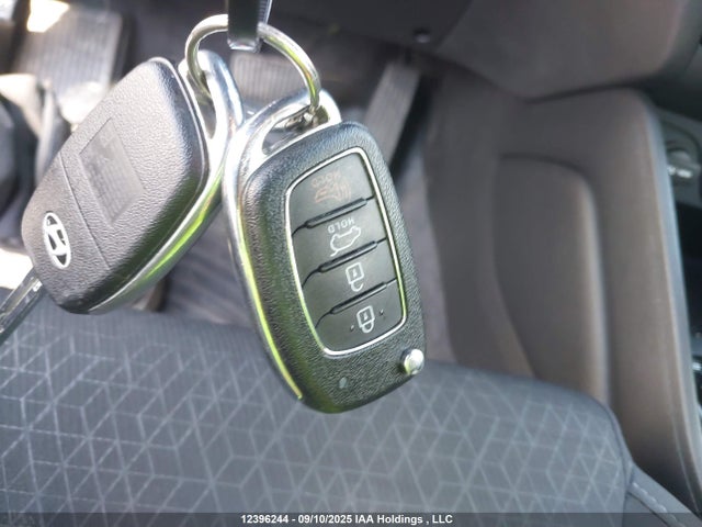 Hyundai Tucson 2016 KM8J3CA21GU045539 Image 11