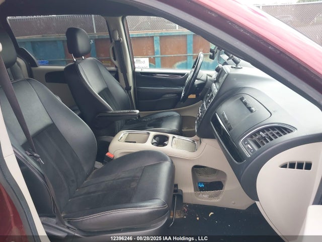 2C4RDGBG0JR329545 Dodge Grand Caravan
