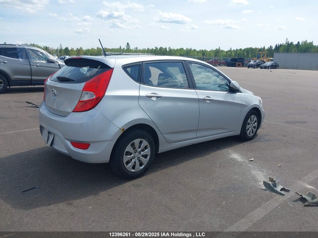 Aukcja sprzedaży 2015 Hyundai Accent Gl, vin: KMHCT5AE0FU210901, numer aukcji: 12396261