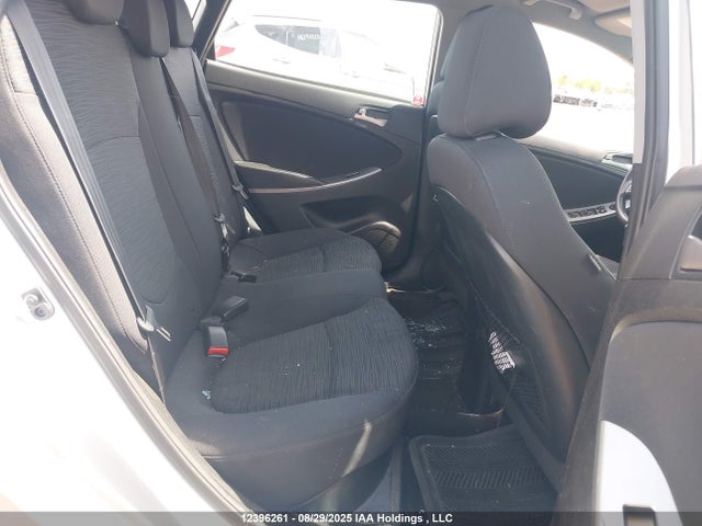 Aukcja sprzedaży 2015 Hyundai Accent Gl, vin: KMHCT5AE0FU210901, numer aukcji: 12396261