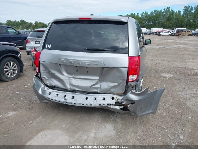 Dodge 2016 2016 2C4RDGBG5GR124182 Image 16