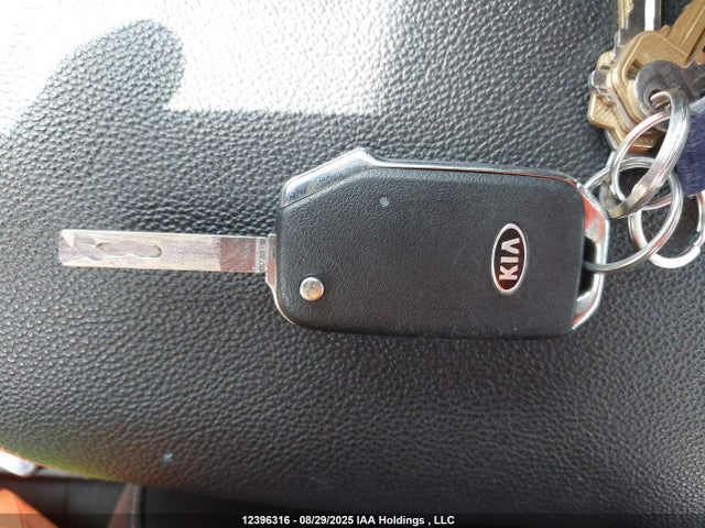 3KPF54AD1KE038285 KIA mpi nu