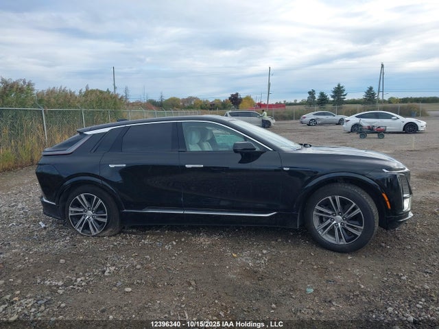 1GYKPMRK2PZ002882 Cadillac X0d + Ec6, 12-mod