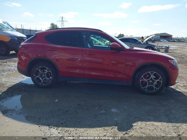 ZASFAKPN8J7B92465 Alfa Romeo Stelvio