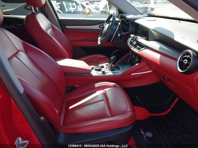 ZASFAKPN8J7B92465 Alfa Romeo Stelvio