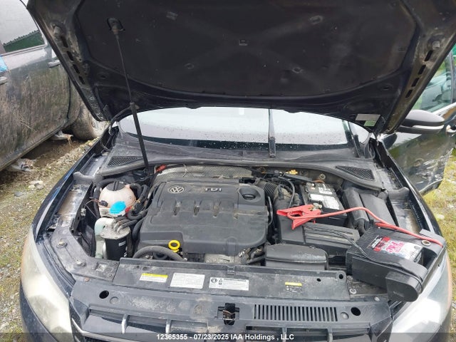 Volkswagen Passat 2015 1VWBV7A35FC087099 Image 10