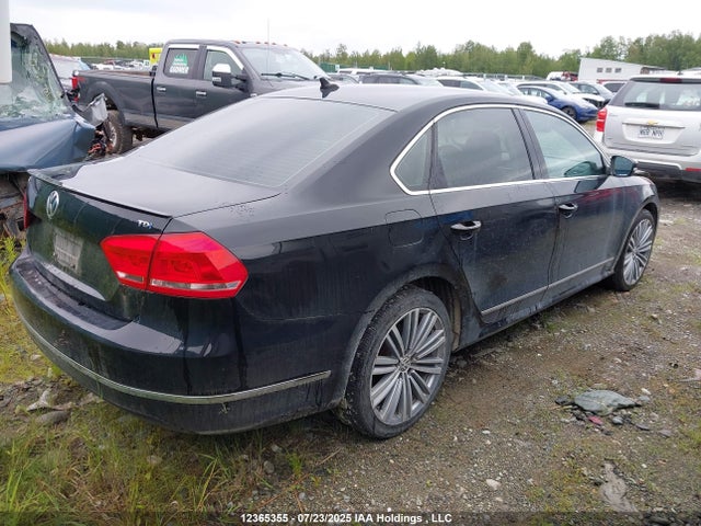 Volkswagen Passat 2015 1VWBV7A35FC087099 Image 4